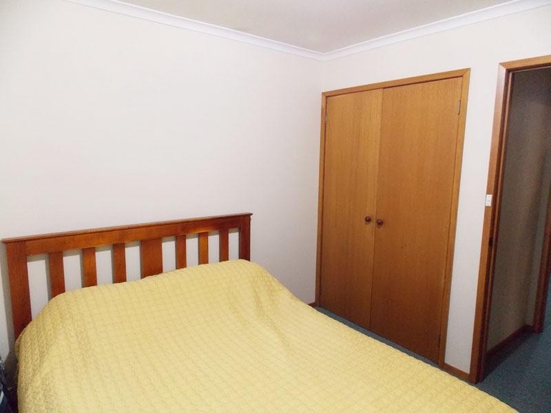 2/11 Mirramar Park, Blackmans Bay TAS 7052