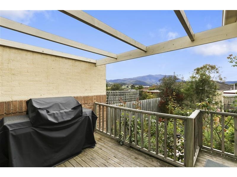 6 Alfreds Garden, Kingston TAS 7050