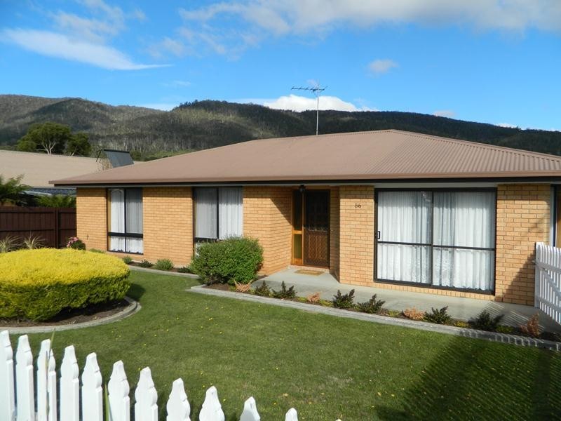 66 Sale Street, Huonville TAS 7109
