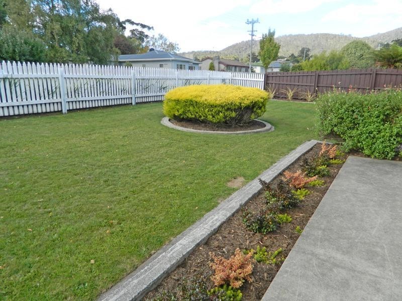 66 Sale Street, Huonville TAS 7109
