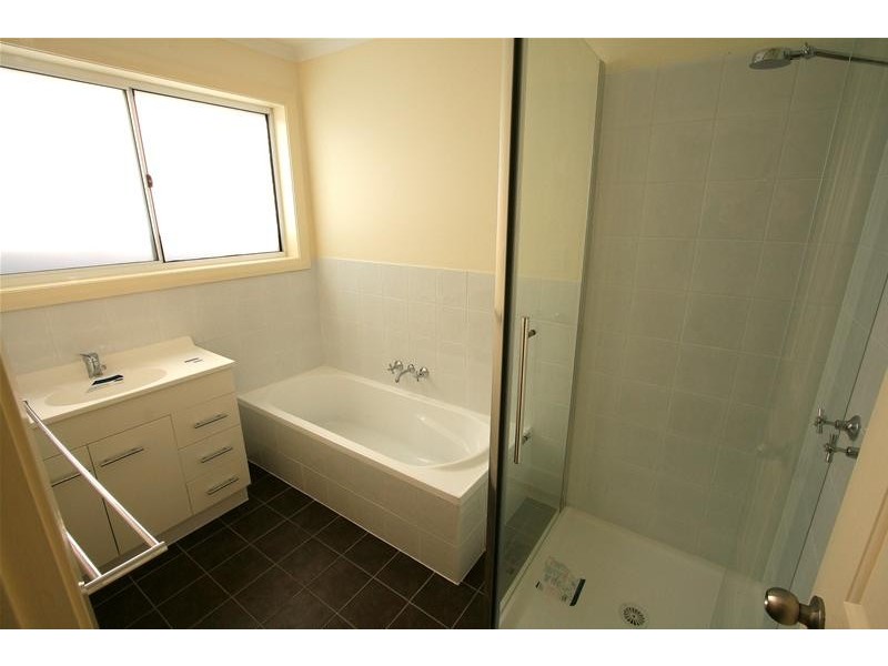 2/4 Walton Street, Huonville TAS 7109