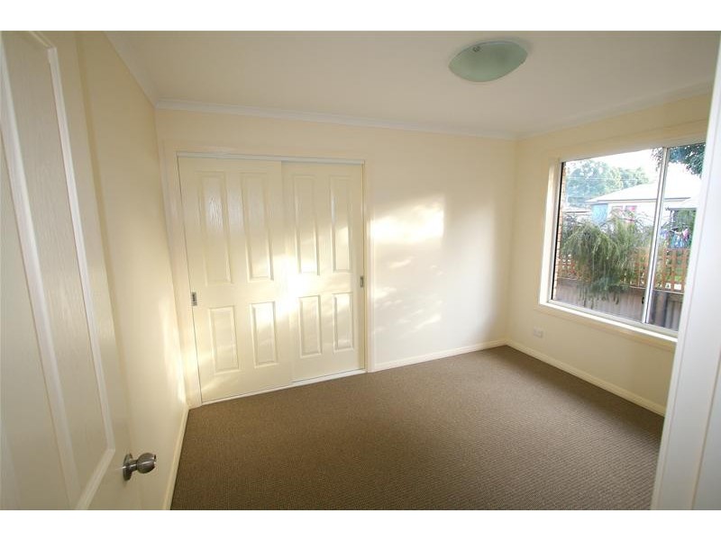 2/4 Walton Street, Huonville TAS 7109