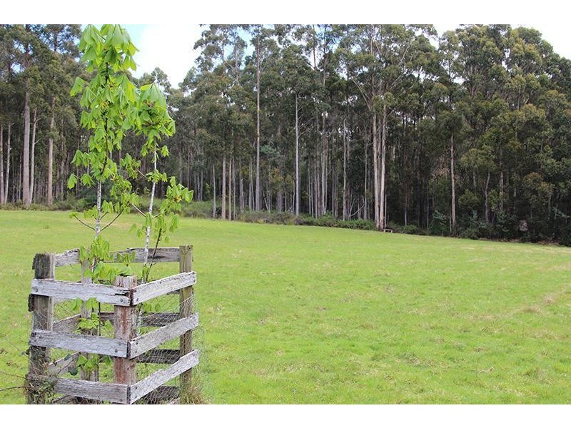 8692 Huon Highway, Southport TAS 7109