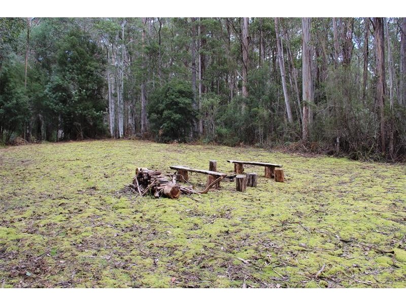 8692 Huon Highway, Southport TAS 7109