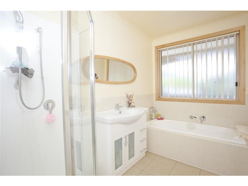 1 Old Apple Court, Huonville TAS 7109