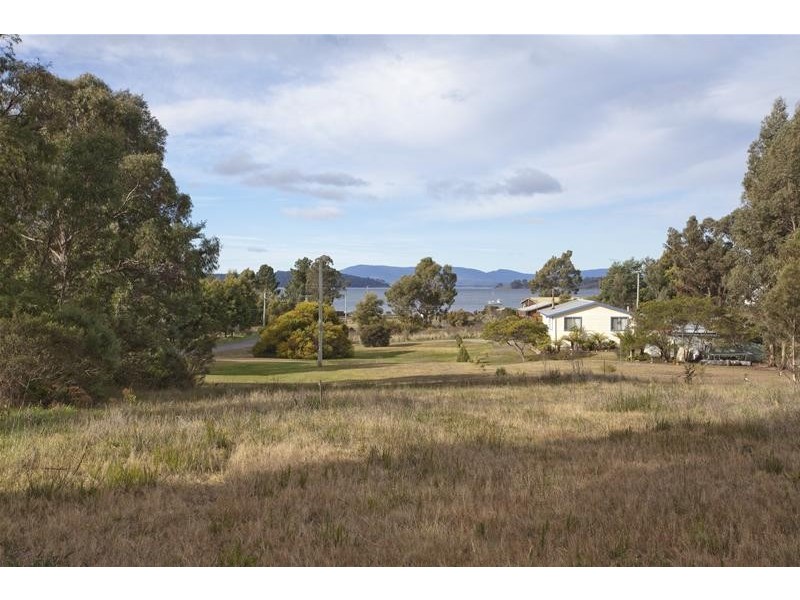 23 Cemetery Road, Dover TAS 7117