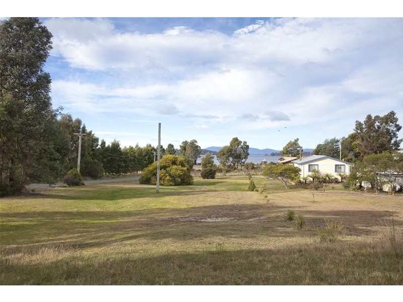 23 Cemetery Road, Dover TAS 7117