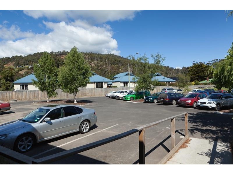 13 Main Street, Huonville TAS 7109