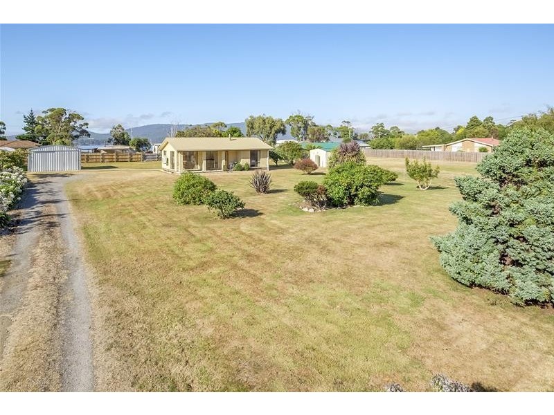 7 Percival Place, Dover TAS 7117