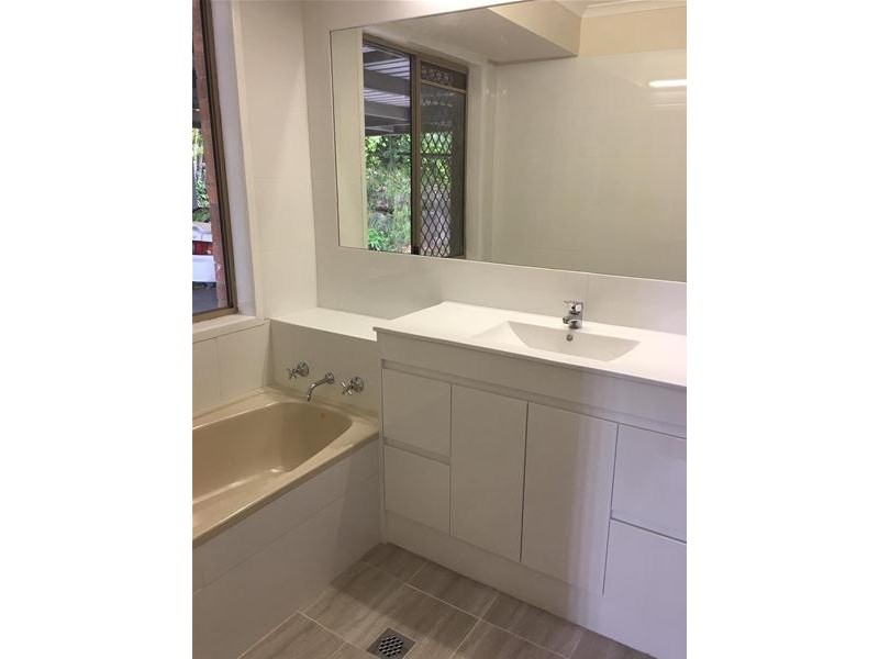 33 Brian Morrison Drive, Albany Creek QLD 4035