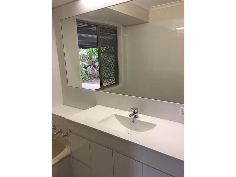 33 Brian Morrison Drive, Albany Creek QLD 4035