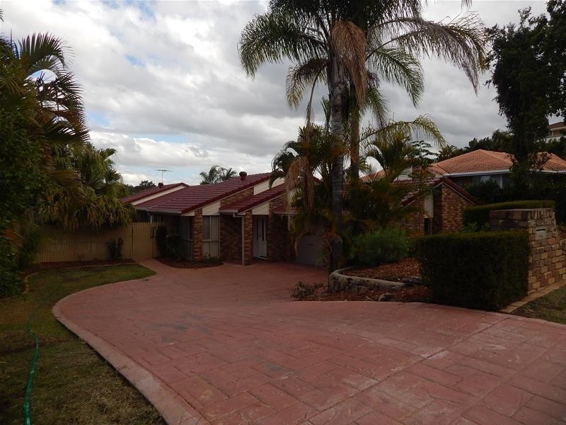 19 Daniel Drive, Albany Creek QLD 4035