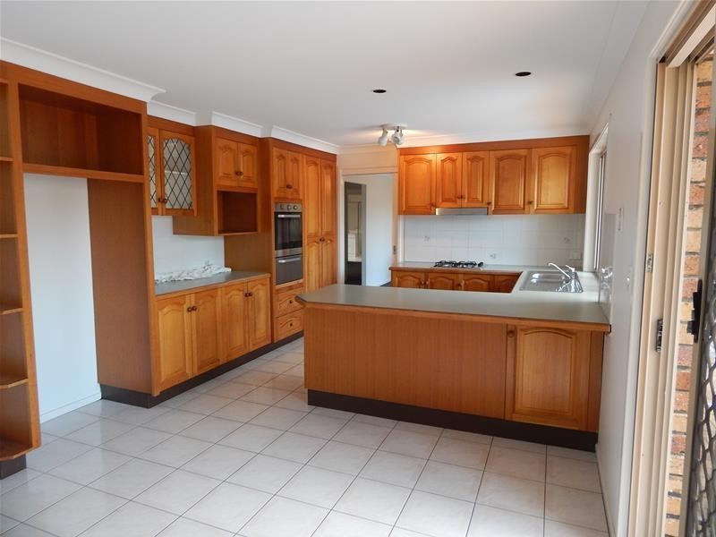 19 Daniel Drive, Albany Creek QLD 4035