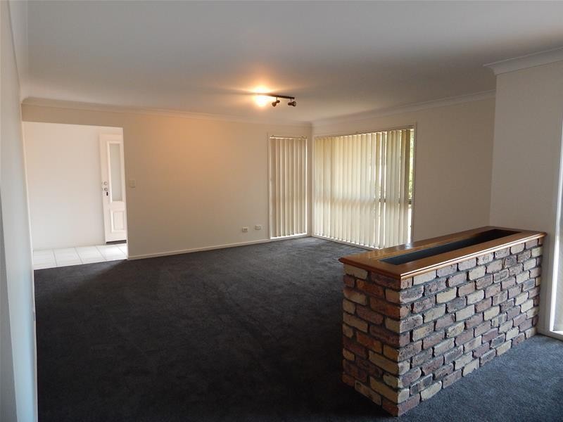 19 Daniel Drive, Albany Creek QLD 4035