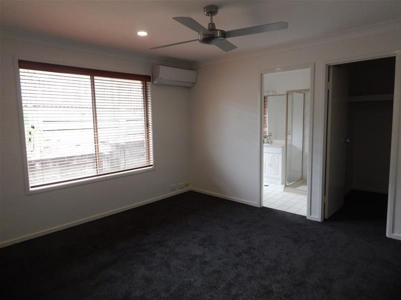 19 Daniel Drive, Albany Creek QLD 4035