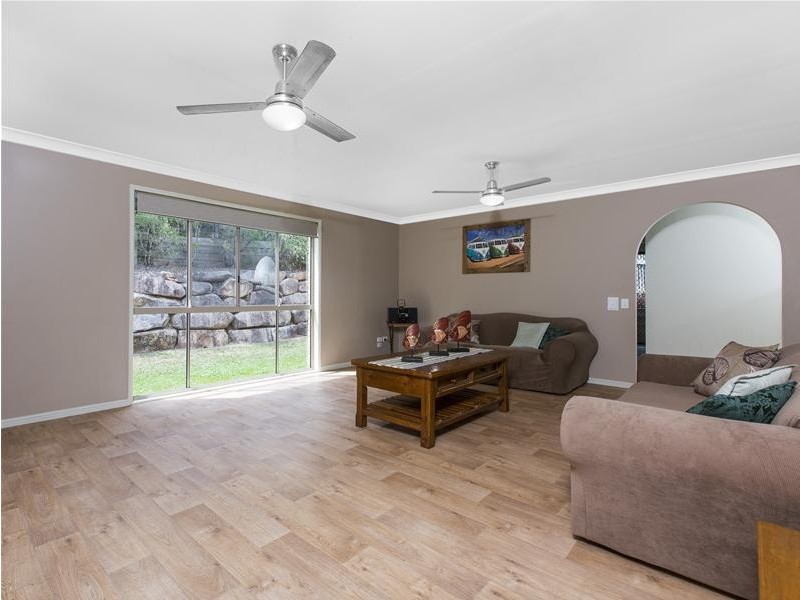81 Jagora Drive, Albany Creek QLD 4035