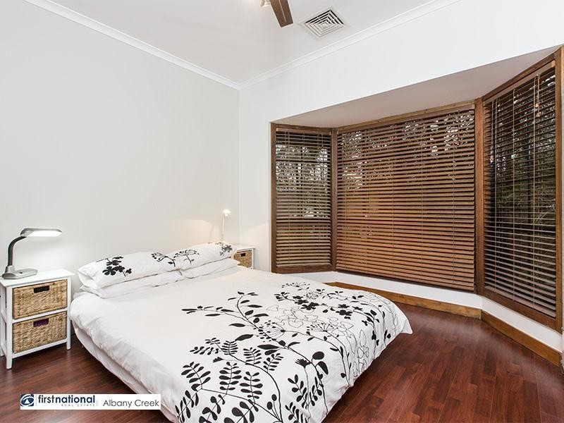 32 Woodburn Place, Ferny Hills QLD 4055