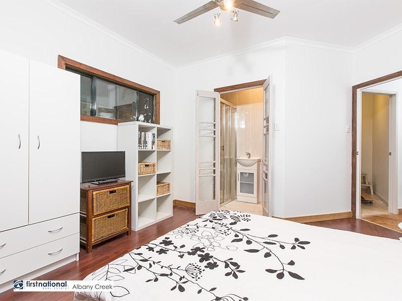 32 Woodburn Place, Ferny Hills QLD 4055