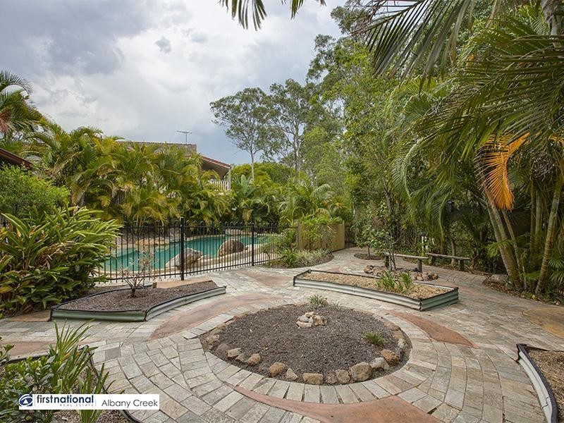 32 Woodburn Place, Ferny Hills QLD 4055