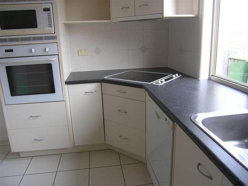 60 Ophelia Crescent, Eatons Hill QLD 4037