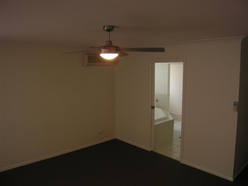 60 Ophelia Crescent, Eatons Hill QLD 4037