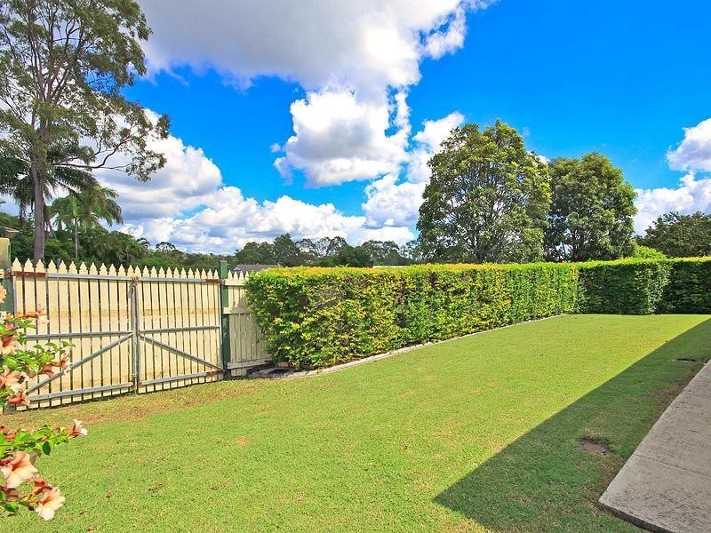 24 Chisholm Court, Albany Creek QLD 4035