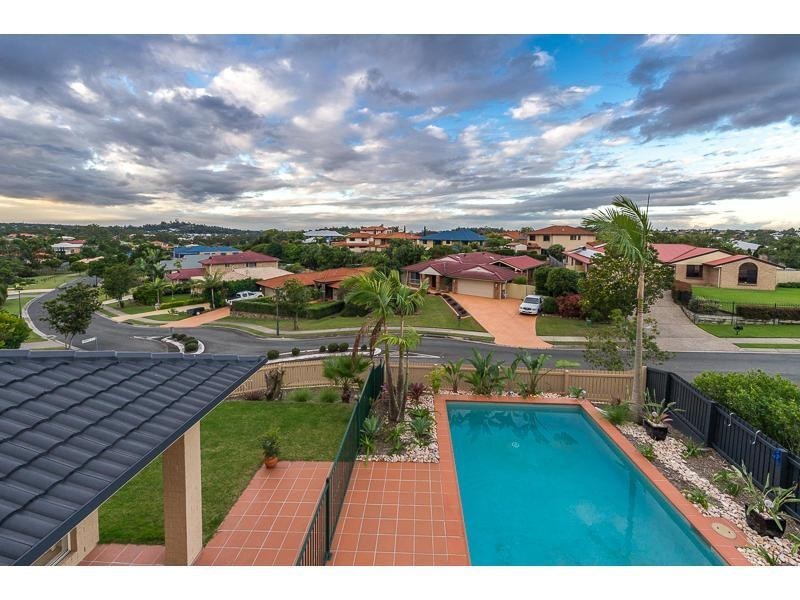 1 Lambertia Court, Albany Creek QLD 4035