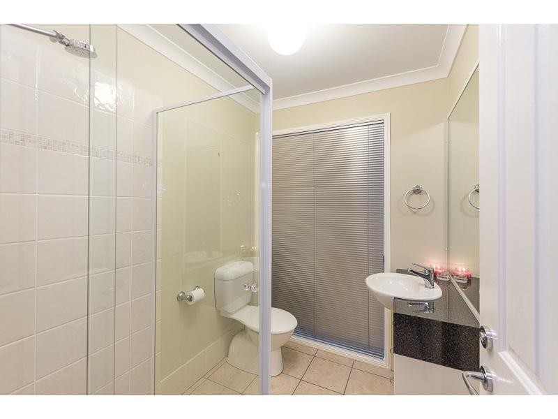 1 Lambertia Court, Albany Creek QLD 4035