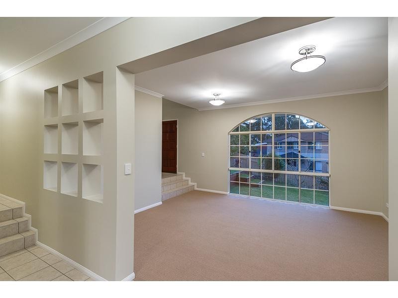 1 Lambertia Court, Albany Creek QLD 4035