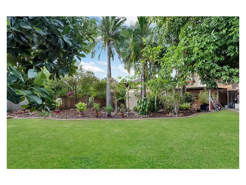 18 Patmar  Street, Strathpine QLD 4500