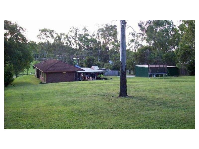 166 Cedar Road, Redbank Plains QLD 4301