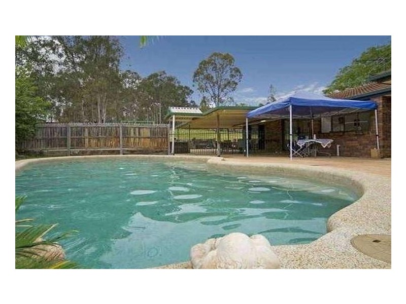 166 Cedar Road, Redbank Plains QLD 4301