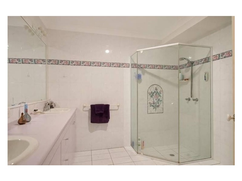 27 Bunya Crossing Road, Eatons Hill QLD 4037