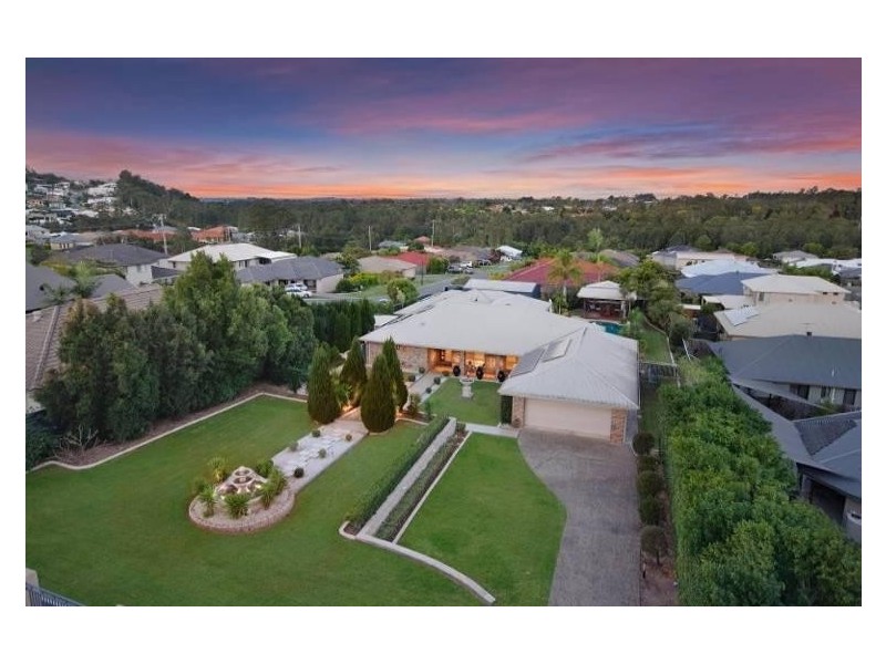 27 Bunya Crossing Road, Eatons Hill QLD 4037