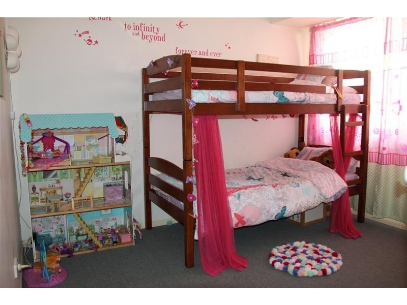 59 Saraband Drive, Eatons Hill QLD 4037