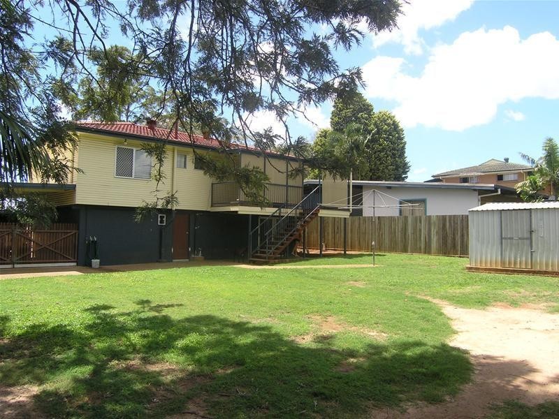 197 Samsonvale Road, Strathpine QLD 4500