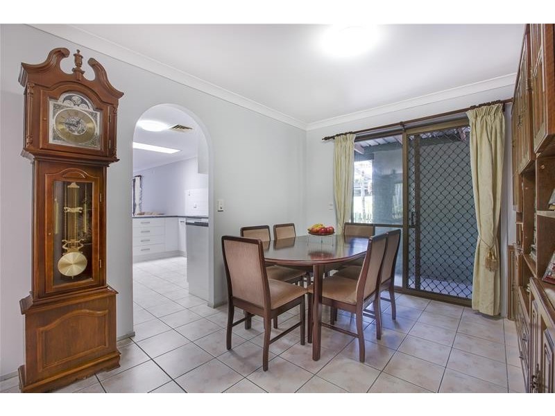 9 Barker Street, Cashmere QLD 4500