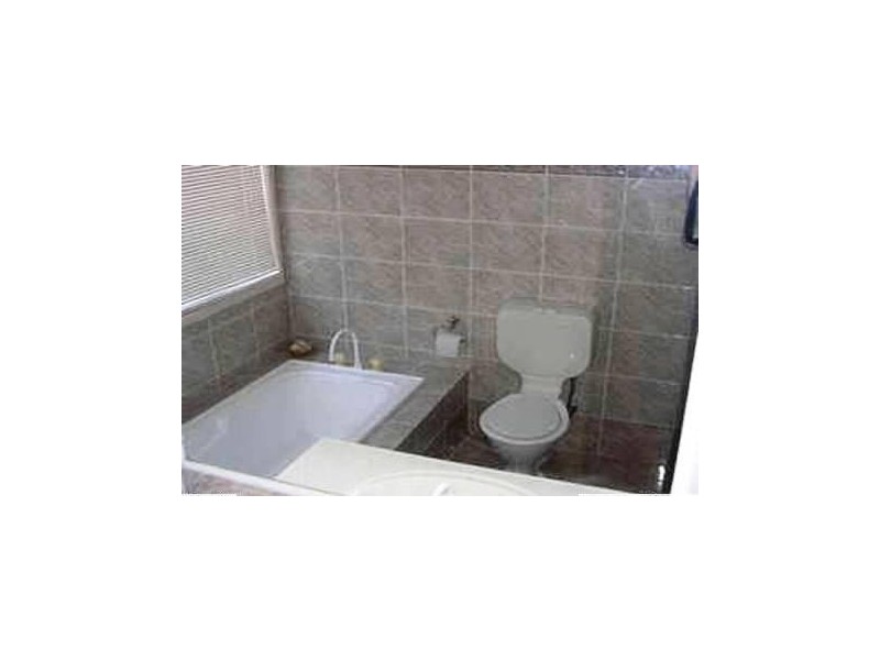 46  Marina Court, Eatons Hill QLD 4037