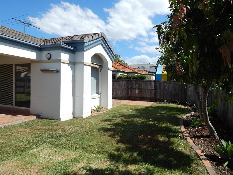 162 Saturn Crescent, Bridgeman Downs QLD 4035
