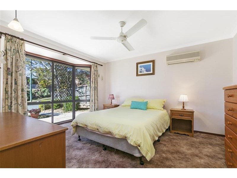 8 Chickowee Street, Albany Creek QLD 4035