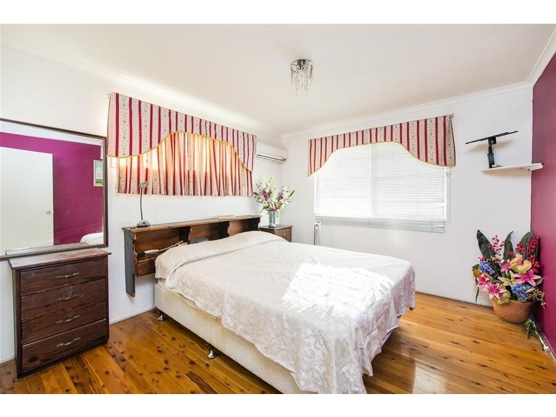 48 Strathford Avenue, Albany Creek QLD 4035