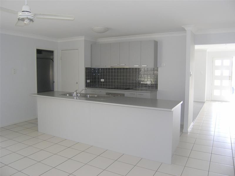 12 Hudson Court, Warner QLD 4500