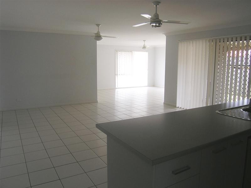 12 Hudson Court, Warner QLD 4500