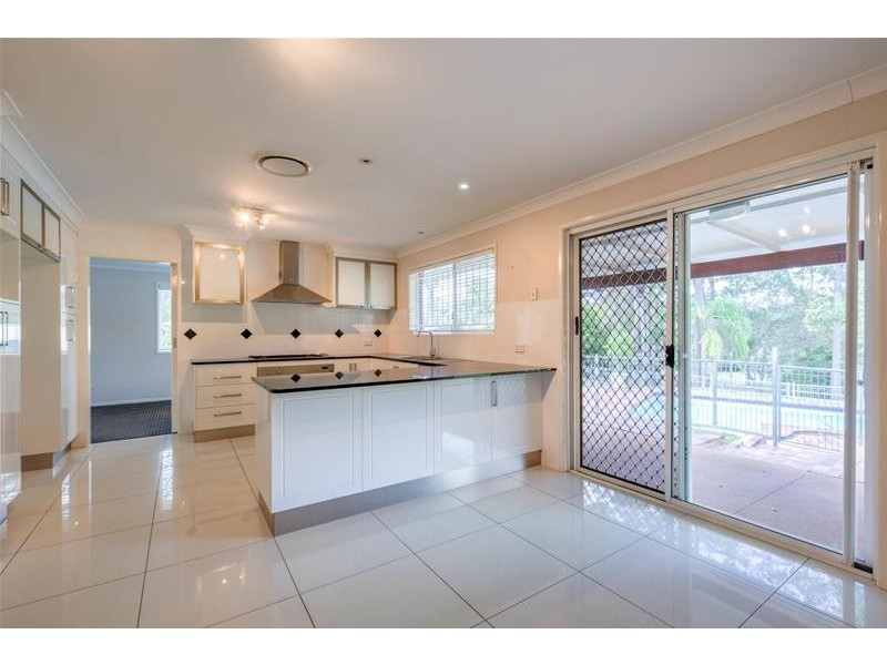 8 Jarvis Court, Joyner QLD 4500