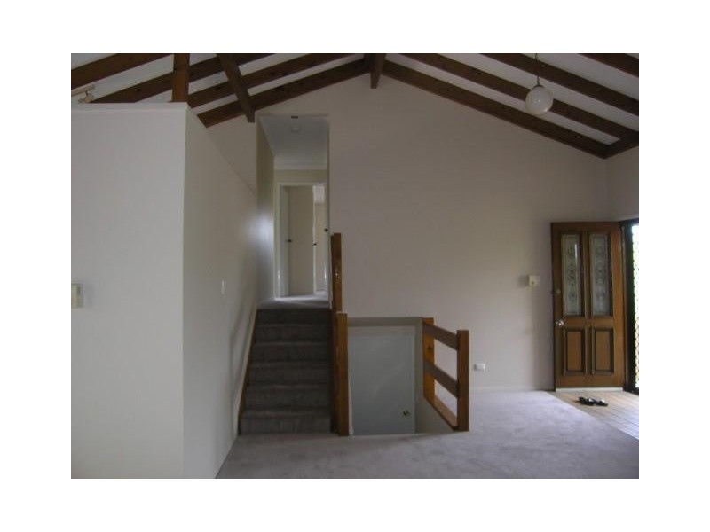 6 Jocasta Street, Eatons Hill QLD 4037