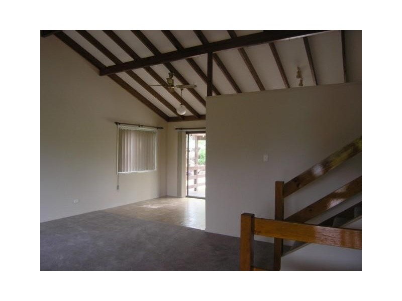 6 Jocasta Street, Eatons Hill QLD 4037