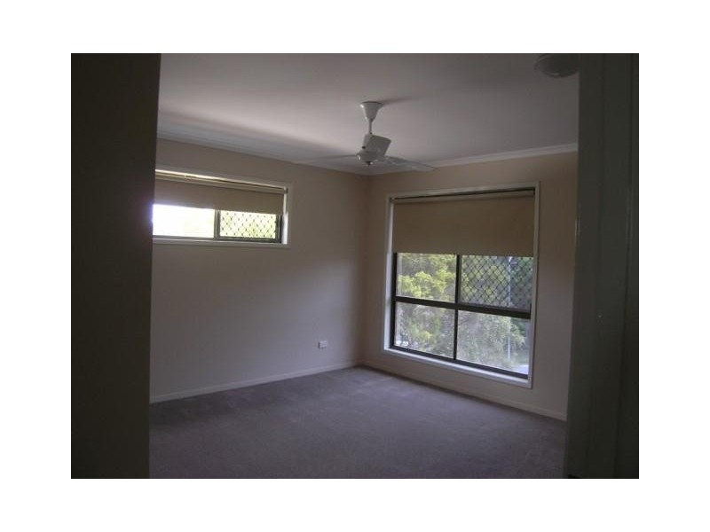 6 Jocasta Street, Eatons Hill QLD 4037