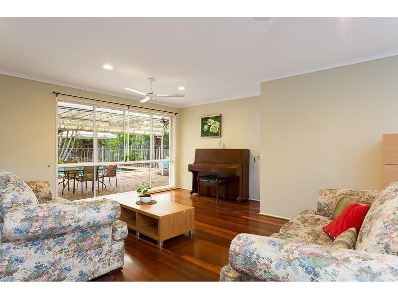 32 The Boulevard, Albany Creek QLD 4035