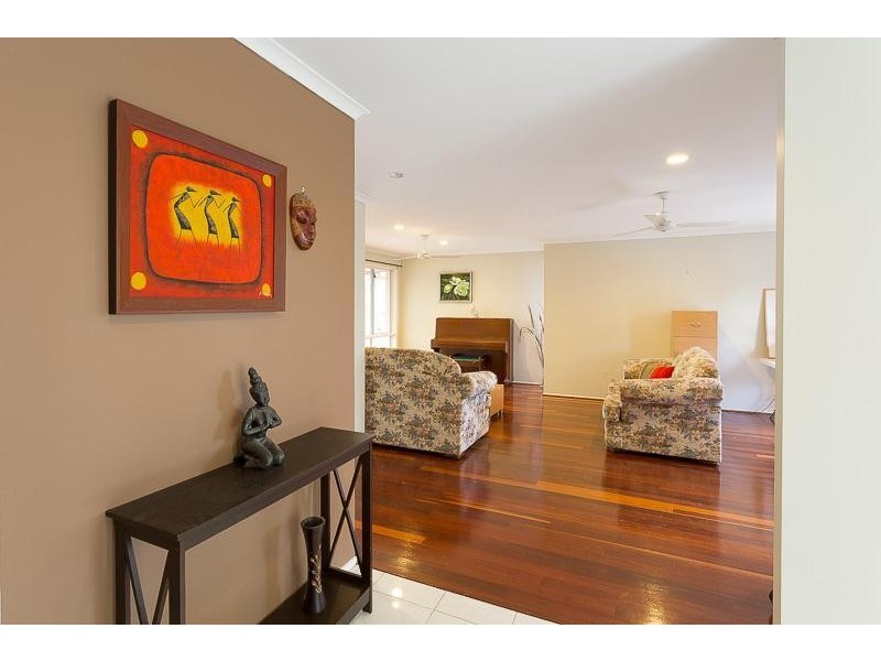 32 The Boulevard, Albany Creek QLD 4035