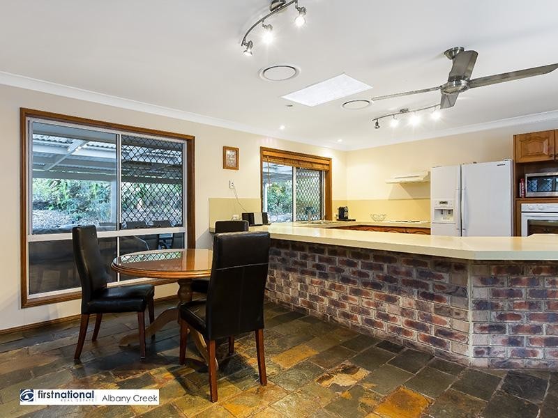 70 Cashmere Lane, Cashmere QLD 4500